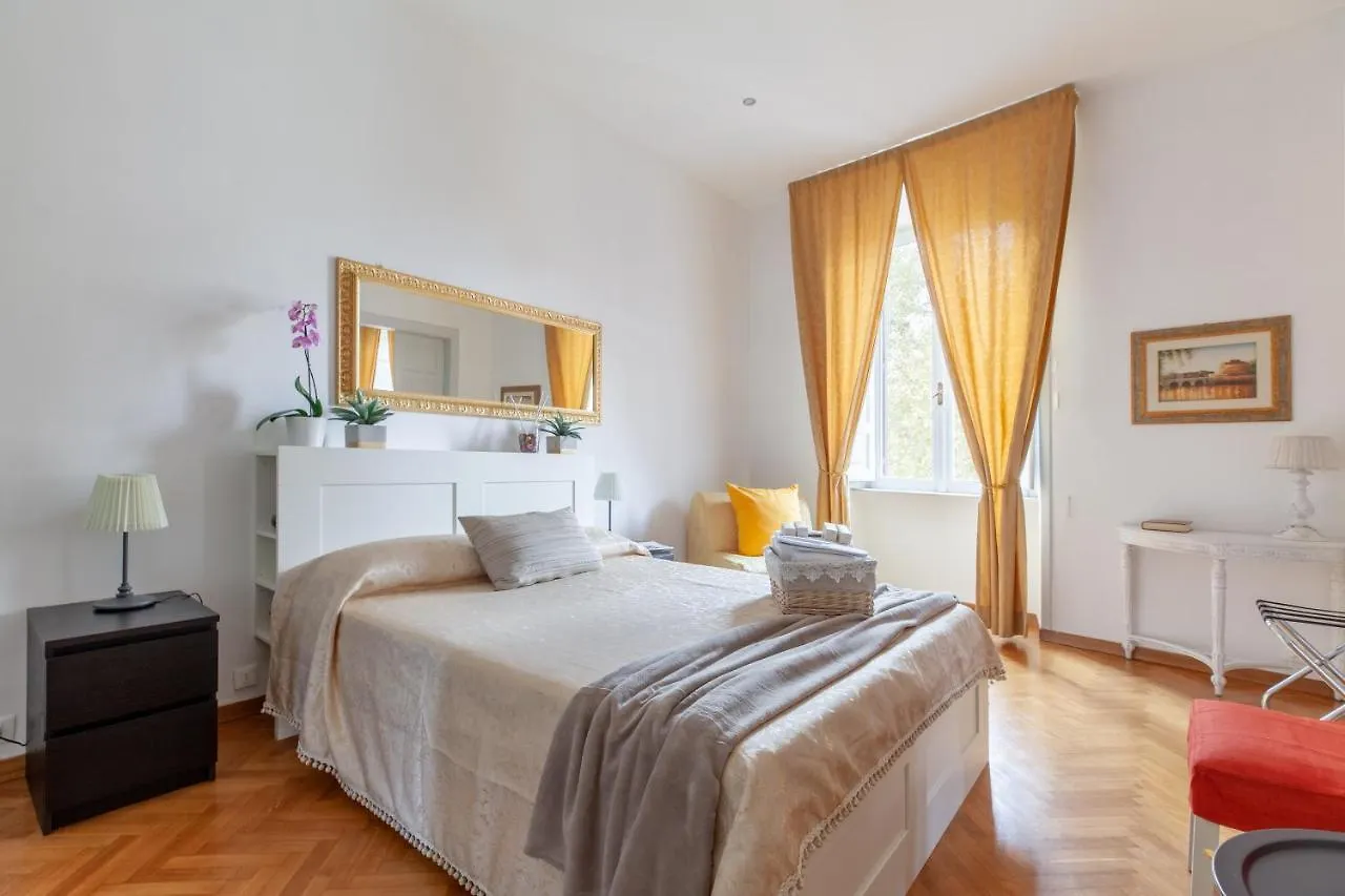 Leonardo Suite Navona Rome Apartment