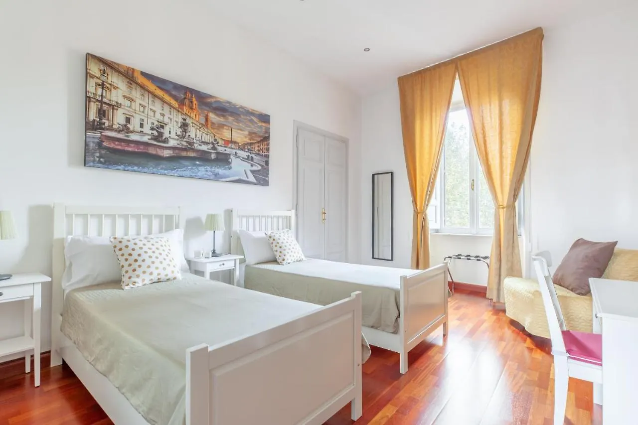 Leonardo Suite Navona Rome Apartment