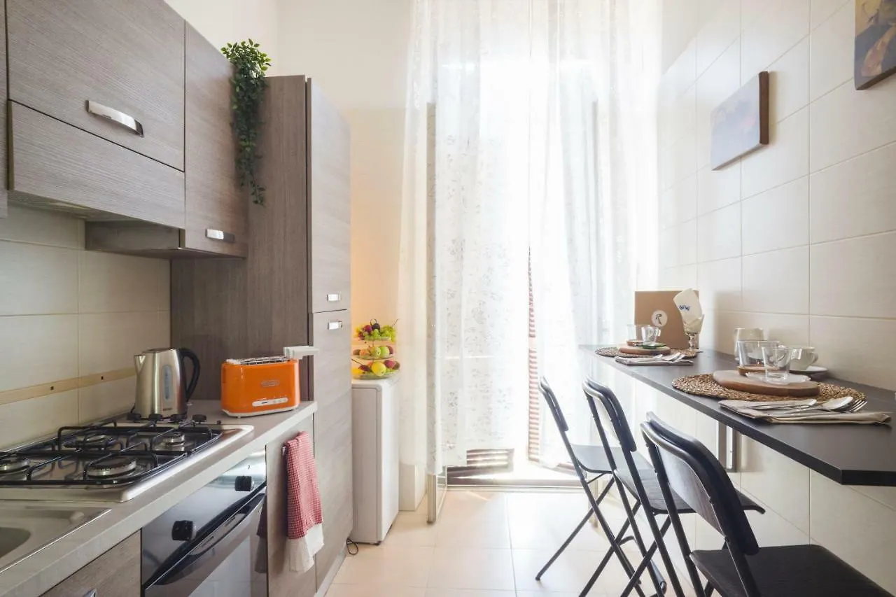 Apartment Leonardo Suite Navona Rome